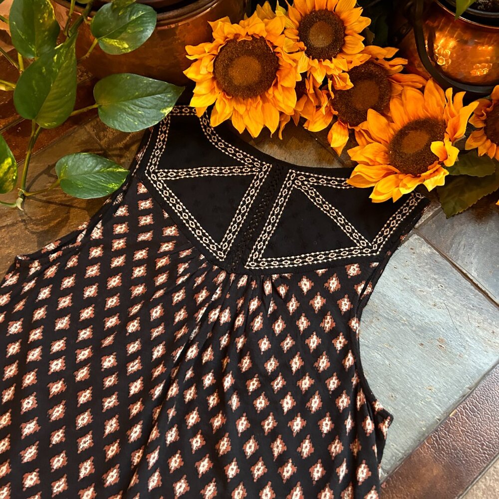Lucky Brand Embroidered BoHo top (NEW) - Picture 8 of 15